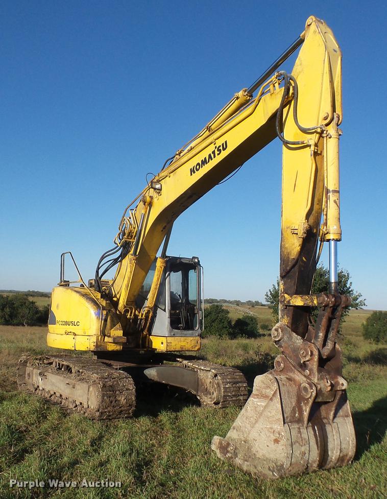 image for item DA3980 2000 Komatsu PC228USLC-2 excavator