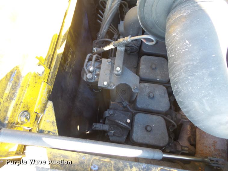 image for item DA3980 2000 Komatsu PC228USLC-2 excavator