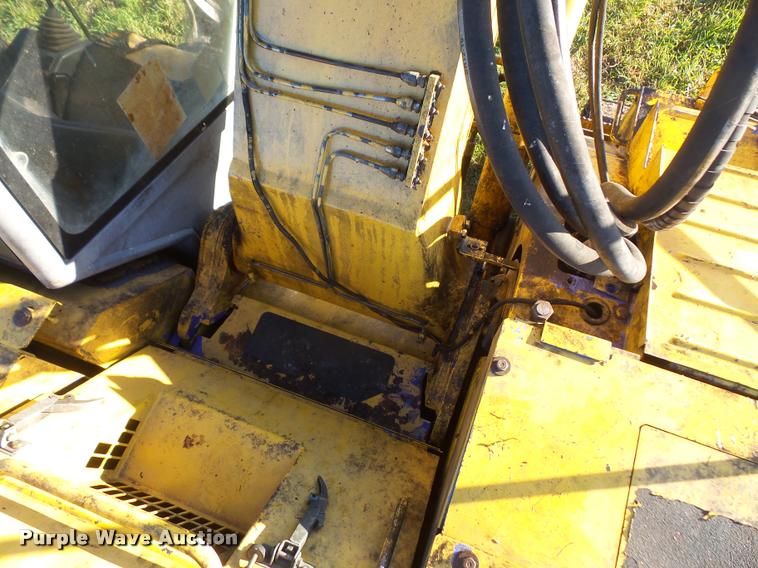 image for item DA3980 2000 Komatsu PC228USLC-2 excavator