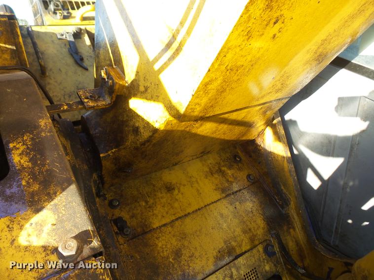 image for item DA3980 2000 Komatsu PC228USLC-2 excavator