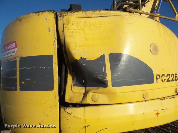 image for item DA3980 2000 Komatsu PC228USLC-2 excavator