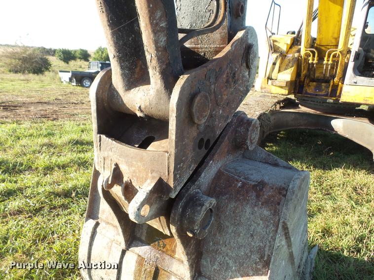 image for item DA3980 2000 Komatsu PC228USLC-2 excavator