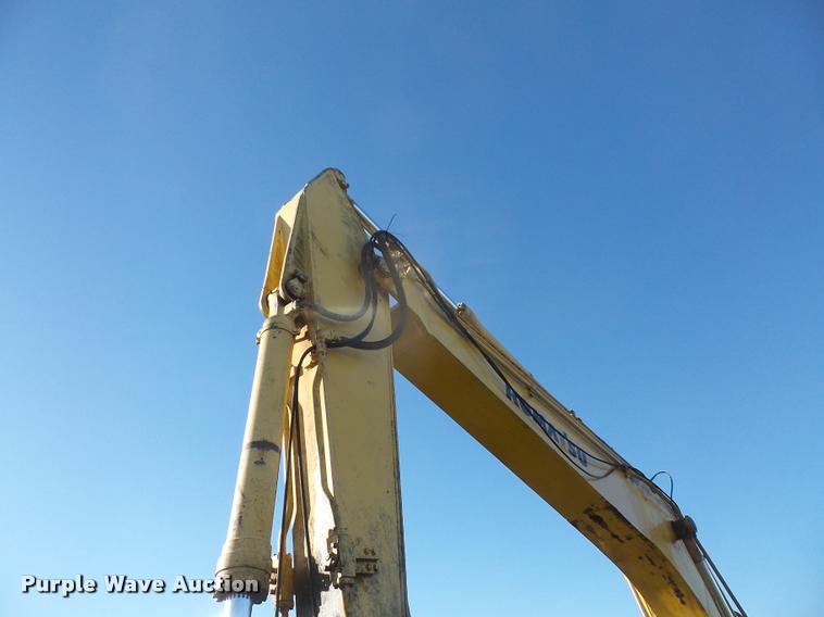 image for item DA3980 2000 Komatsu PC228USLC-2 excavator