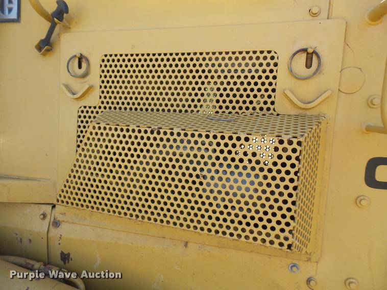 image for item DA3987 1989 Caterpillar D5H dozer