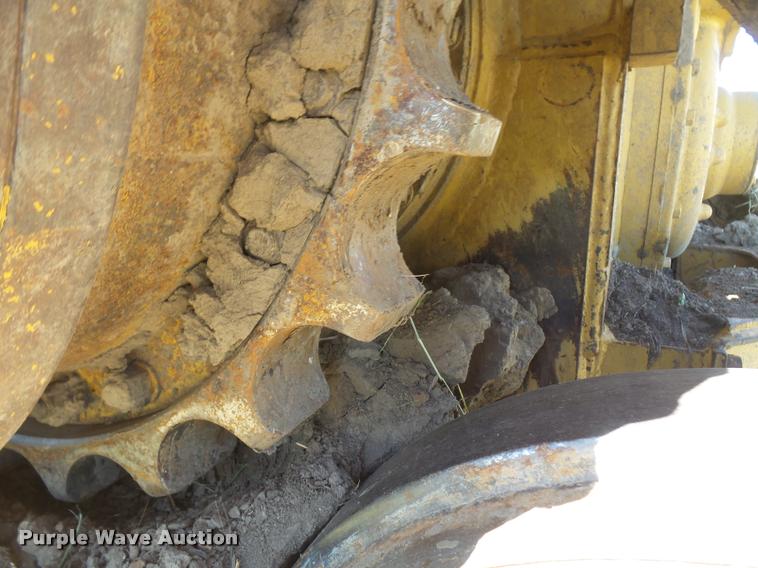 image for item DA3987 1989 Caterpillar D5H dozer