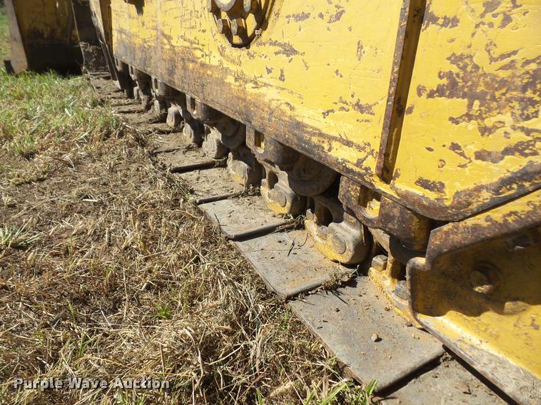 image for item DA3987 1989 Caterpillar D5H dozer