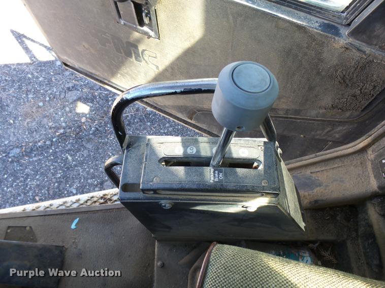 image for item DA9815 1989 FMC Vanguard V3000SP street sweeper