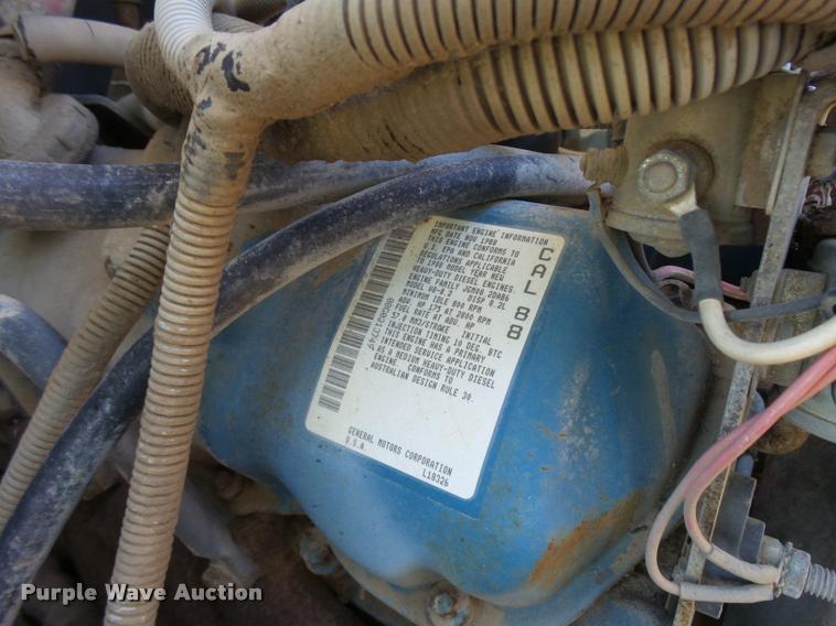 image for item DA9815 1989 FMC Vanguard V3000SP street sweeper