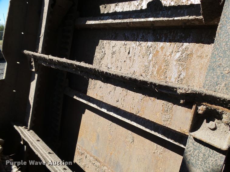 image for item DA9815 1989 FMC Vanguard V3000SP street sweeper