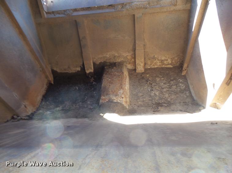 image for item DA9815 1989 FMC Vanguard V3000SP street sweeper