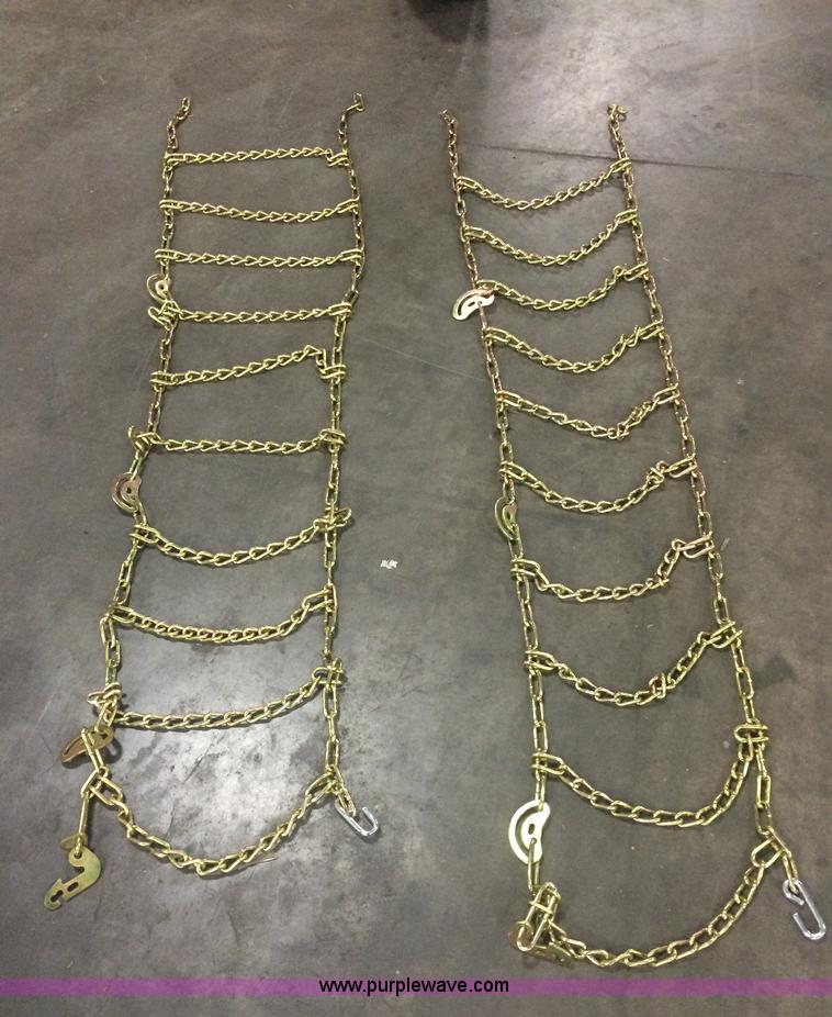 image for item F1231 (4) Case 12x16.5 hardened skid steer tire chains