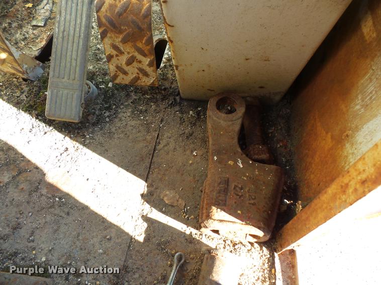 image for item F1264 P&H 5060 crane