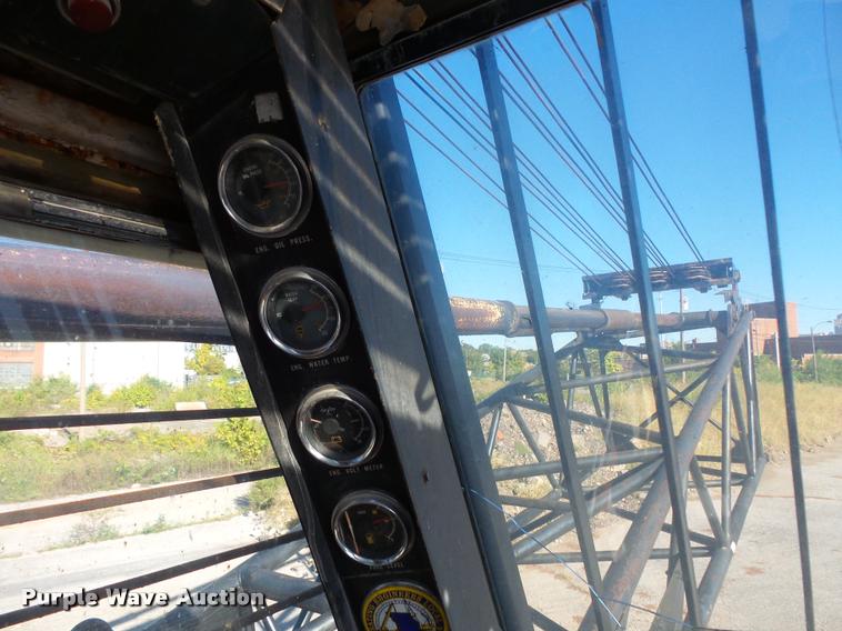 image for item F1264 P&H 5060 crane