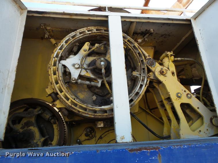 image for item F1264 P&H 5060 crane