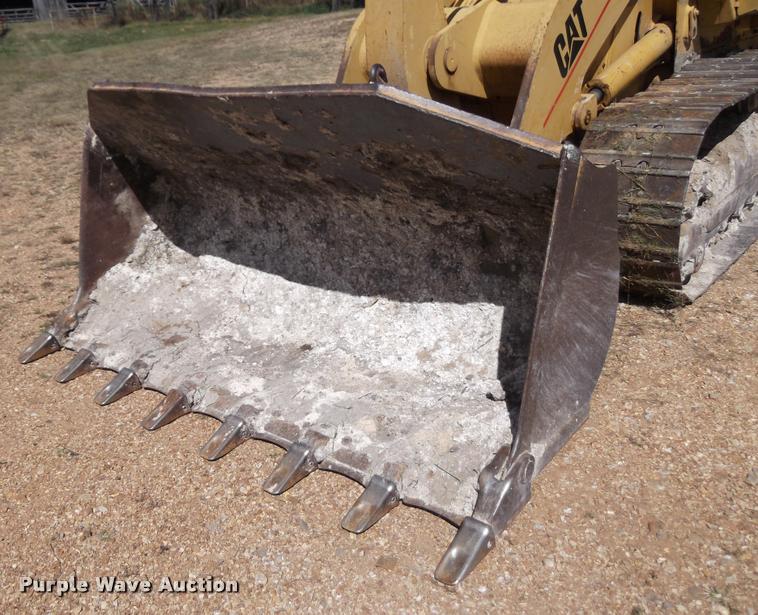 image for item F1265 1997 Caterpillar 953C track loader