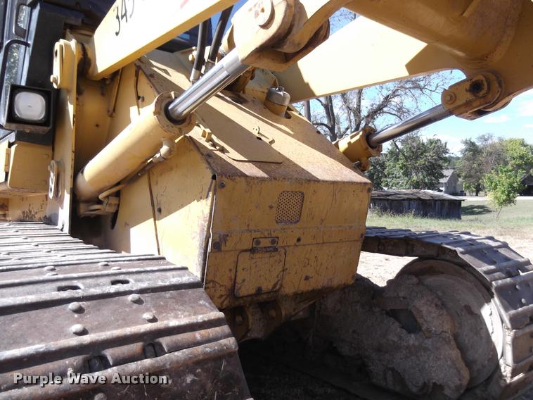 image for item F1265 1997 Caterpillar 953C track loader
