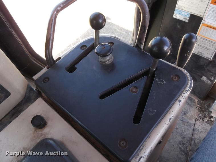 image for item F1265 1997 Caterpillar 953C track loader