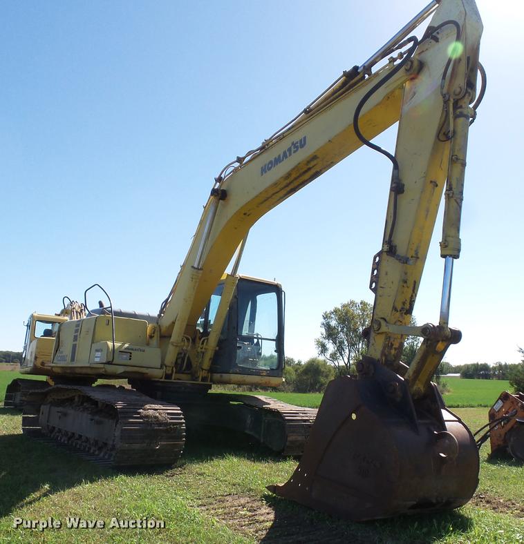 image for item J4752 1998 Komatsu PC200LC excavator