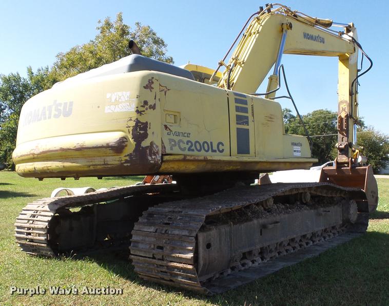 image for item J4752 1998 Komatsu PC200LC excavator