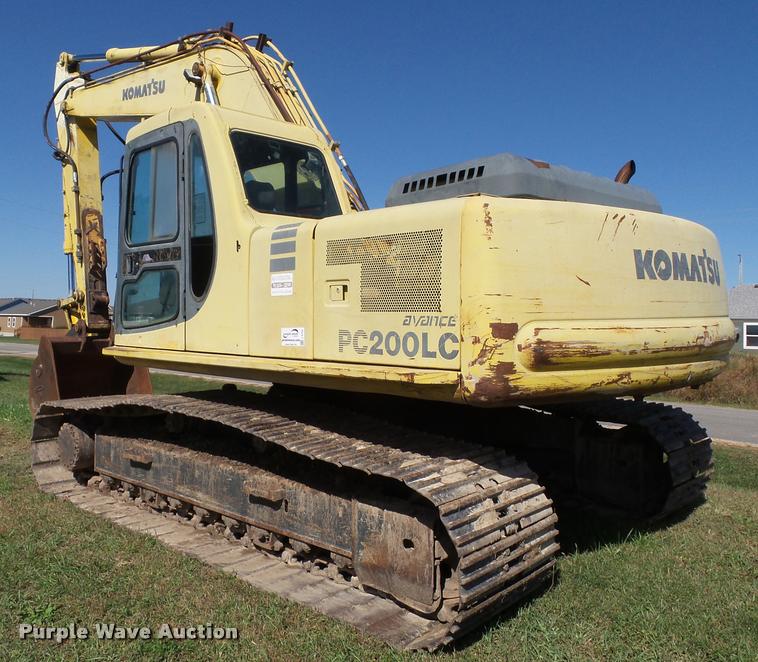image for item J4752 1998 Komatsu PC200LC excavator