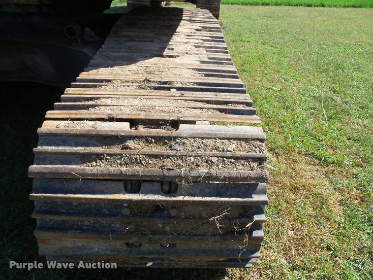 image for item J4752 1998 Komatsu PC200LC excavator