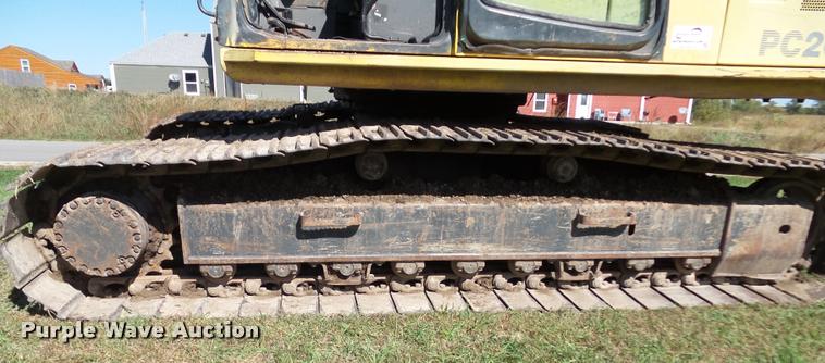 image for item J4752 1998 Komatsu PC200LC excavator