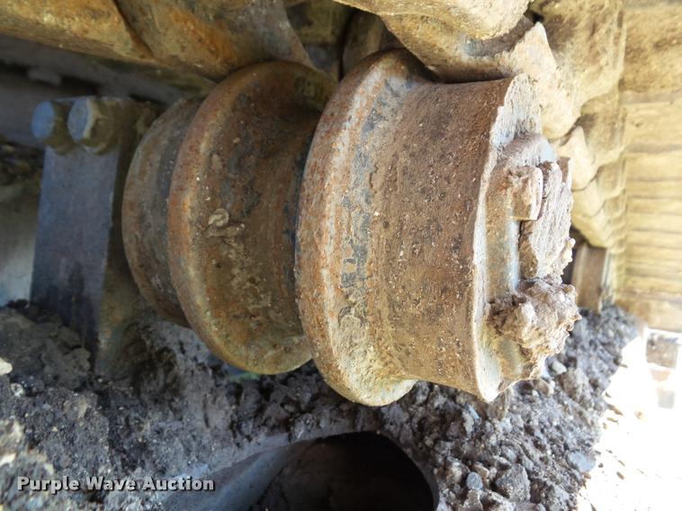 image for item J4752 1998 Komatsu PC200LC excavator