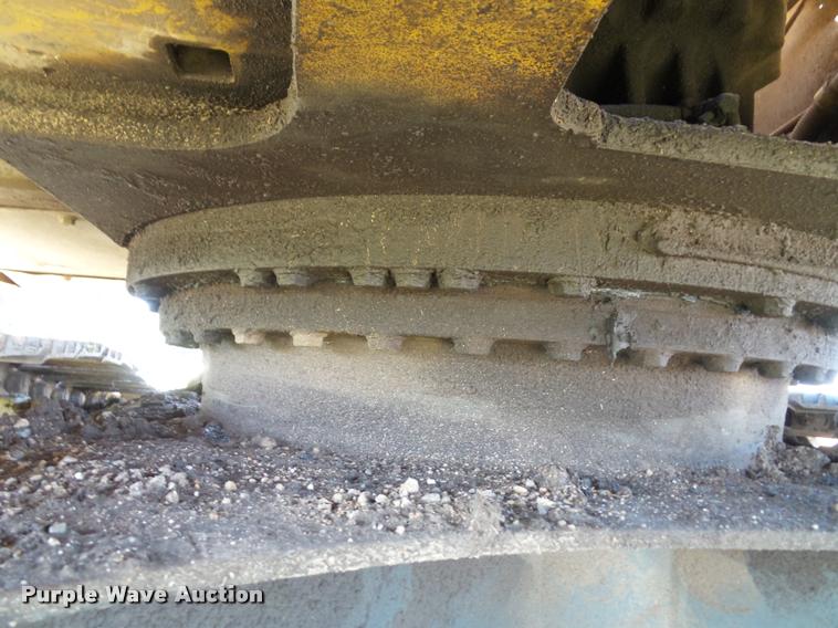 image for item J4752 1998 Komatsu PC200LC excavator