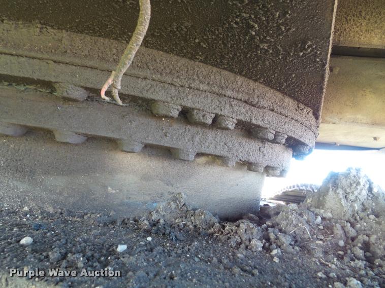 image for item J4752 1998 Komatsu PC200LC excavator