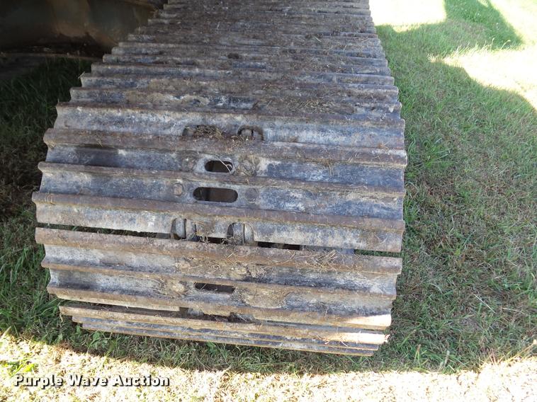 image for item J4752 1998 Komatsu PC200LC excavator