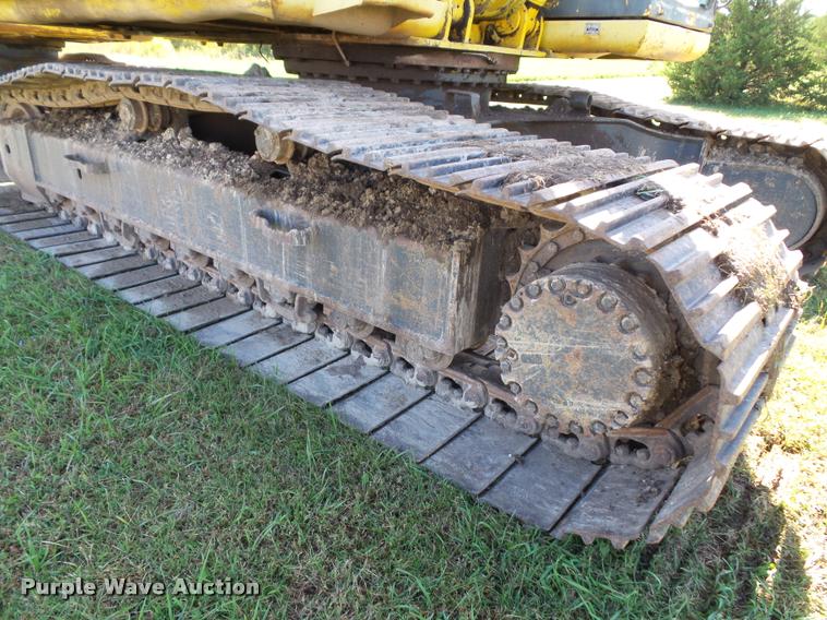 image for item J4752 1998 Komatsu PC200LC excavator