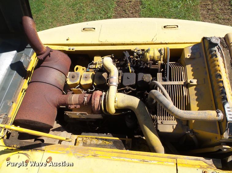 image for item J4752 1998 Komatsu PC200LC excavator