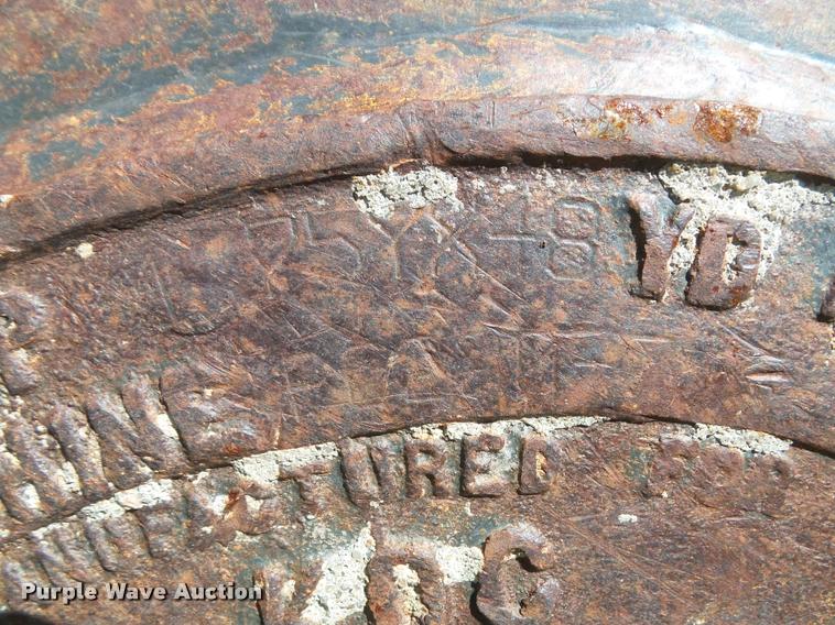 image for item J4752 1998 Komatsu PC200LC excavator