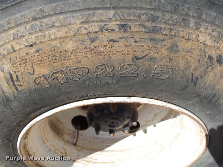 image for item K1089 2001 Freightliner FL80 digger derrick truck