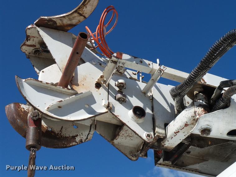 image for item K1089 2001 Freightliner FL80 digger derrick truck