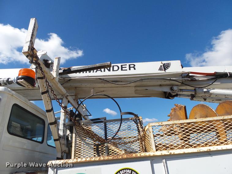 image for item K1089 2001 Freightliner FL80 digger derrick truck