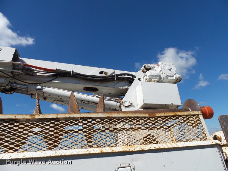 image for item K1089 2001 Freightliner FL80 digger derrick truck