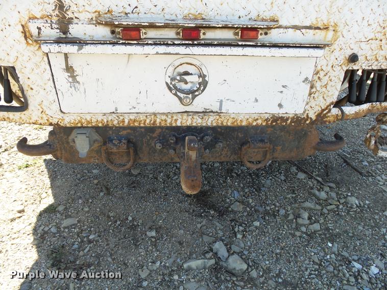 image for item K1089 2001 Freightliner FL80 digger derrick truck