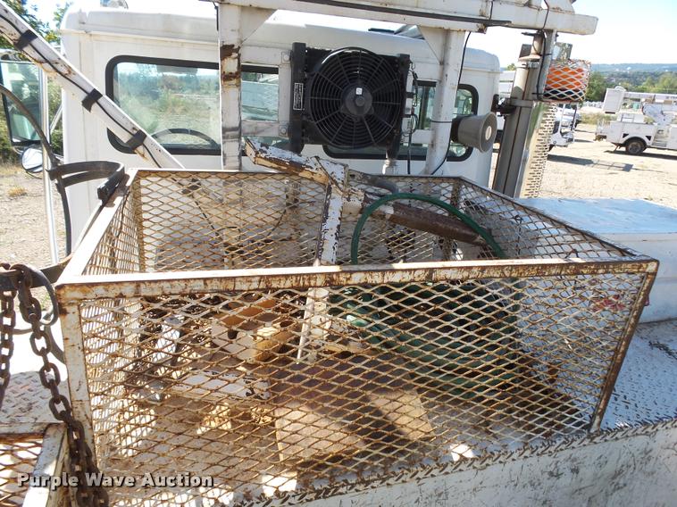 image for item K1089 2001 Freightliner FL80 digger derrick truck