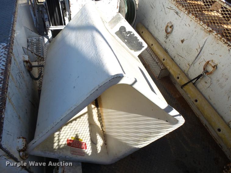 image for item K1089 2001 Freightliner FL80 digger derrick truck