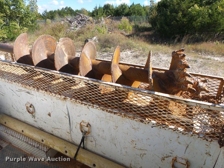 image for item K1089 2001 Freightliner FL80 digger derrick truck