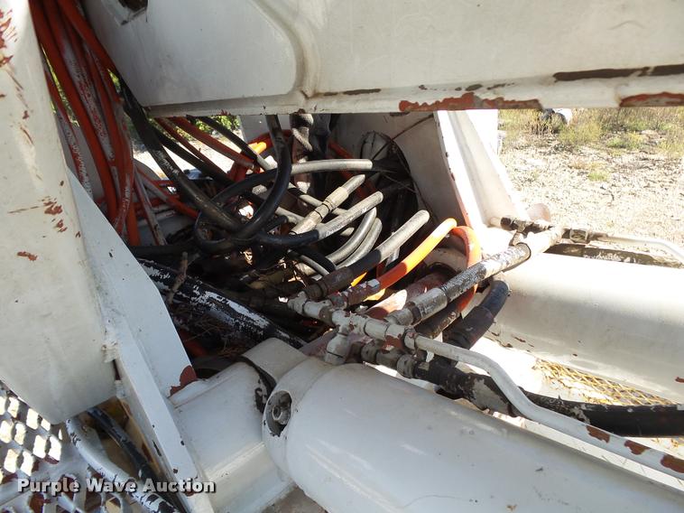 image for item K1089 2001 Freightliner FL80 digger derrick truck