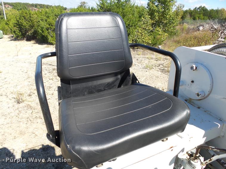 image for item K1089 2001 Freightliner FL80 digger derrick truck