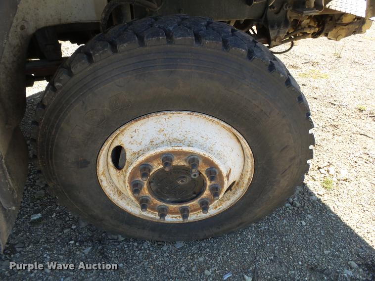 image for item K1089 2001 Freightliner FL80 digger derrick truck