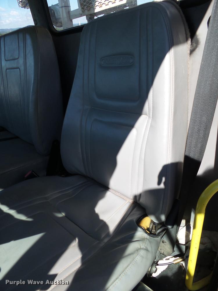 image for item K1089 2001 Freightliner FL80 digger derrick truck