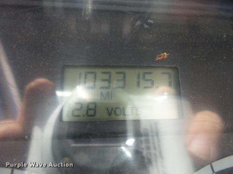 image for item K1089 2001 Freightliner FL80 digger derrick truck