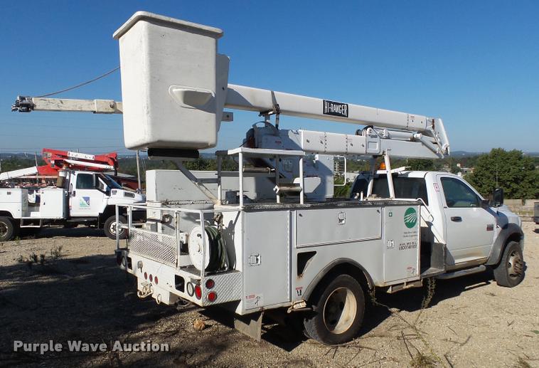 image for item K1090 2011 Dodge Ram 5500 HD bucket truck