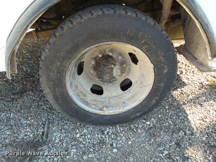 image for item K1090 2011 Dodge Ram 5500 HD bucket truck