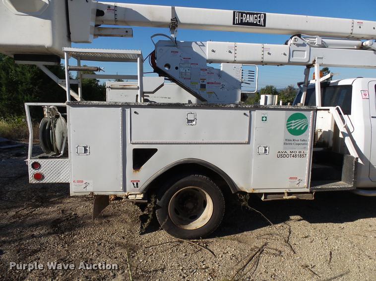 image for item K1090 2011 Dodge Ram 5500 HD bucket truck