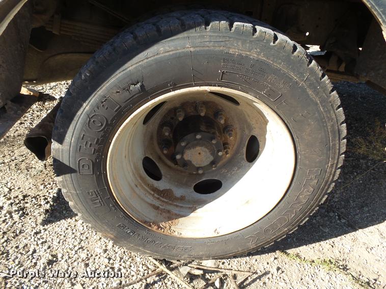 image for item K1090 2011 Dodge Ram 5500 HD bucket truck